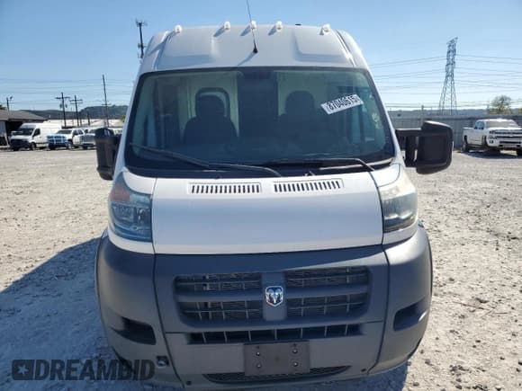 ✅ 2015 Ram ProMaster • VIN: 3C6URVJD2FE500383 • Lot: 87040615. Wystawiony na Copart z przebiegiem 179 062 mil. Bezpłatny archiwum sprzedaży aukcyjnych z USA i szczegółowy raport historii pojazdu na DreamBid. Zdjęcie 5.
