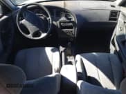 ✅ 2003 Hyundai Elantra GLS • VIN: KMHDN45D03U553004 • Lot: 55632295. Wystawiony na Copart z przebiegiem 152 247 mil. Bezpłatny archiwum sprzedaży aukcyjnych z USA i szczegółowy raport historii pojazdu na DreamBid. Zdjęcie 8.