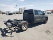 ✅ 2002 Chevrolet Silverado 1500 LS • VIN: 2GCEC19V221356636 • Лот: 65657394. Опубликован ранее на Copart с пробегом 324 885 миль. Бесплатный доступ к архиву аукционных продаж из США и подробный отчёт об истории автомобиля на DreamBid. Изображение 3.