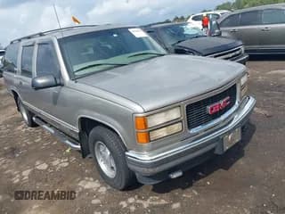 ✅ 1999 GMC Suburban • VIN: 3GKEC16R0XG547353 • Lot: 40426884. Wystawiony na IAAI z przebiegiem 284 689 mil. Bezpłatny archiwum sprzedaży aukcyjnych z USA i szczegółowy raport historii pojazdu na DreamBid. Zdjęcie 1.
