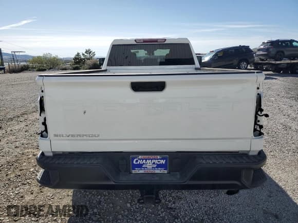 ✅ 2025 Chevrolet Silverado 2500HD • VIN: 1GC5KLE77SF171318 • Lot: 55988065. Wystawiony na Copart z przebiegiem 9 321 mil. Bezpłatny archiwum sprzedaży aukcyjnych z USA i szczegółowy raport historii pojazdu na DreamBid. Zdjęcie 6.