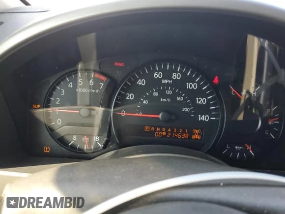 ✅ 2006 Nissan Titan LE • VIN: 1N6BA07B96N543188 • Lot: 81187245. Wystawiony na Copart z przebiegiem 214 638 mil. Bezpłatny archiwum sprzedaży aukcyjnych z USA i szczegółowy raport historii pojazdu na DreamBid. Zdjęcie 9.