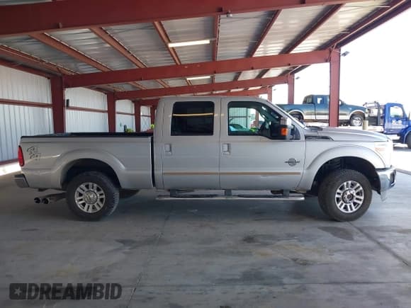 ✅ 2014 Ford F-250 XL • VIN: 1FT7W2BT5EEA48300 • Lot: 42236840. Listed on IAAI with 213,819 mi. Free auction sales archive from the USA and detailed vehicle history report at DreamBid. Image 13.