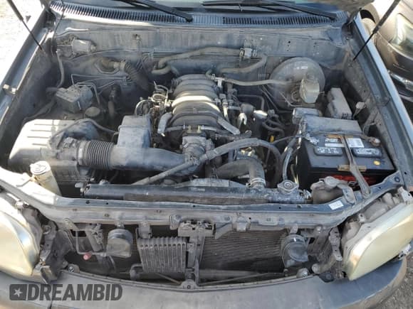 ✅ 2005 Toyota Tundra SR5 • VIN: 5TBET34135S486818 • Лот: 92215955. Опубликован ранее на Copart с пробегом 408 543 миль. Бесплатный доступ к архиву аукционных продаж из США и подробный отчёт об истории автомобиля на DreamBid. Изображение 11.