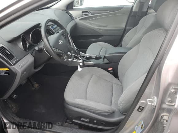 ✅ 2011 Hyundai Sonata Hybrid • VIN: KMHEC4A41BA003181 • Lot: 69565654. Listed on Copart with 226,784 mi. Free auction sales archive from the USA and detailed vehicle history report at DreamBid. Image 7.
