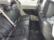 ✅ 2017 Chrysler Pacifica Touring L • VIN: 2C4RC1BG7HR759101 • Lot: 82096265. Wystawiony na Copart z przebiegiem Nie podano. Bezpłatny archiwum sprzedaży aukcyjnych z USA i szczegółowy raport historii pojazdu na DreamBid. Zdjęcie 11.