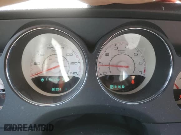 ✅ 2013 Dodge Challenger SXT • VIN: 2C3CDYAG1DH515915 • Лот: 66860824. Опубликован ранее на Copart с пробегом 81 251 миль. Бесплатный доступ к архиву аукционных продаж из США и подробный отчёт об истории автомобиля на DreamBid. Изображение 9.