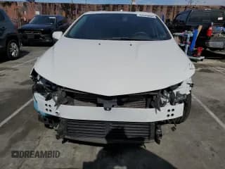 ✅ 2018 Chevrolet Volt Premier • VIN: 1G1RD6S58JU117609 • Lot: 42346894. Wystawiony na Copart z przebiegiem 85 416 mil. Bezpłatny archiwum sprzedaży aukcyjnych z USA i szczegółowy raport historii pojazdu na DreamBid. Zdjęcie 5.