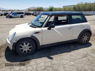 2003 MINI Hardtop with VIN WMWRC33493TE17005, listed as a Copart auction lot 63263445 with 115,863 mi miles and Salvage title. Bid and sale history available at DreamBid. Image 1.