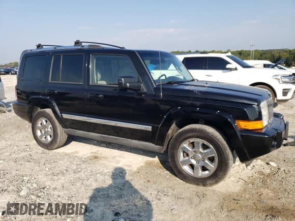 ✅ 2007 Jeep Commander Limited • VIN: 1J8HG58P97C573381 • Лот: 81005825. Опубликован ранее на Copart с пробегом 131 296 миль. Бесплатный доступ к архиву аукционных продаж из США и подробный отчёт об истории автомобиля на DreamBid. Изображение 4.
