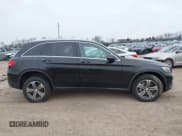 ✅ 2017 Mercedes-Benz GLC 300 • VIN: WDC0G4KB7HF176838 • Lot: 40956814. Wystawiony na IAAI z przebiegiem 132 201 mil. Bezpłatny archiwum sprzedaży aukcyjnych z USA i szczegółowy raport historii pojazdu na DreamBid. Zdjęcie 13.