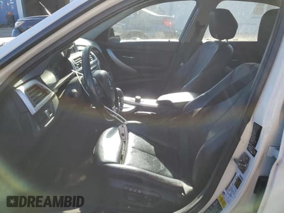 ✅ 2013 BMW 3 Series 328i xDrive • VIN: WBA3B5C59DF594423 • Lot: 92720765. Listed on Copart with 160,402 mi. Free auction sales archive from the USA and detailed vehicle history report at DreamBid. Image 7.