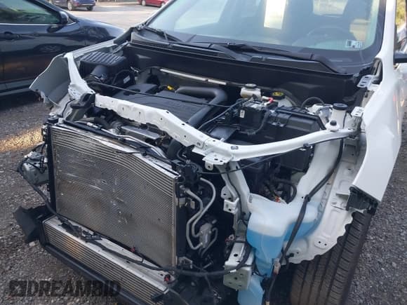 ✅ 2023 Chevrolet Equinox LT • VIN: 3GNAXUEG9PS163110 • Lot: 43185338. Listed on IAAI with 39,621 mi. Free auction sales archive from the USA and detailed vehicle history report at DreamBid. Image 18.