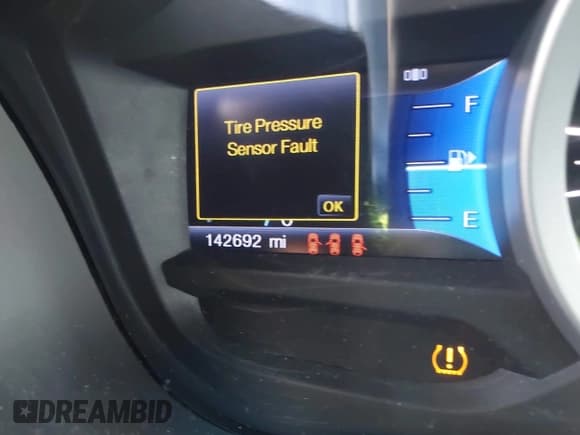 ✅ 2013 Ford Explorer XLT • VIN: 1FM5K7D84DGA93803 • Lot: 42131061. Wystawiony na IAAI z przebiegiem 142 692 mil. Bezpłatny archiwum sprzedaży aukcyjnych z USA i szczegółowy raport historii pojazdu na DreamBid. Zdjęcie 15.