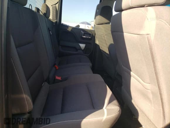 ✅ 2018 Chevrolet Silverado 1500 LT • VIN: 1GCVKREC6JZ318936 • Lot: 84595185. Wystawiony na Copart z przebiegiem 125 631 mil. Bezpłatny archiwum sprzedaży aukcyjnych z USA i szczegółowy raport historii pojazdu na DreamBid. Zdjęcie 10.