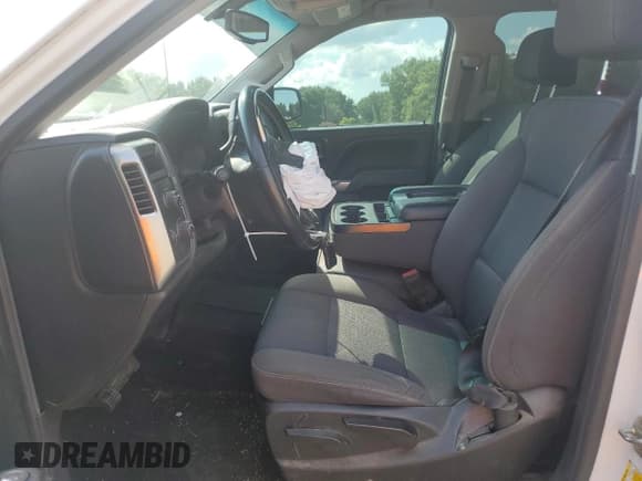 ✅ 2018 Chevrolet Silverado 1500 LT • VIN: 3GCUKREC8JG161650 • Lot: 71669945. Listed on Copart with 169,393 mi. Free auction sales archive from the USA and detailed vehicle history report at DreamBid. Image 7.