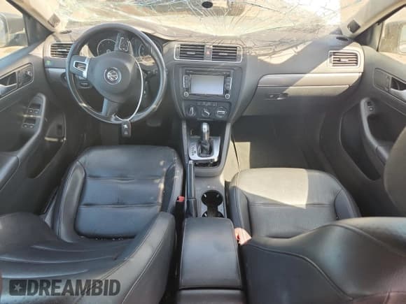 ✅ 2014 Volkswagen Jetta TDI • VIN: 3VWLL7AJ5EM431505 • Lot: 69312265. Listed on Copart with 127,665 mi. Free auction sales archive from the USA and detailed vehicle history report at DreamBid. Image 8.