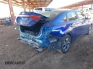 ✅ 2021 Kia Forte LXS • VIN: 3KPF24AD4ME304832 • Lot: 43526030. Wystawiony na IAAI z przebiegiem 112 077 mil. Bezpłatny archiwum sprzedaży aukcyjnych z USA i szczegółowy raport historii pojazdu na DreamBid. Zdjęcie 6.