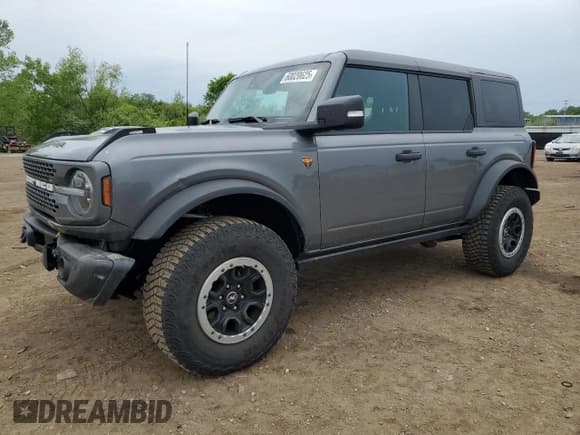 ✅ 2023 Ford Bronco • VIN: 1FMEE5DP8PLB53323 • Lot: 60020625. Listed on Copart with 23,987 mi. Free auction sales archive from the USA and detailed vehicle history report at DreamBid. Image 1.