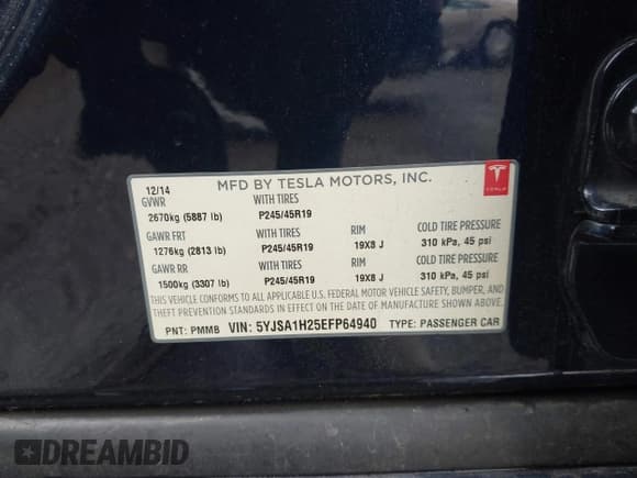 ✅ 2014 Tesla Model S P85D • VIN: 5YJSA1H25EFP64940 • Lot: 43307347. Wystawiony na IAAI z przebiegiem 132 802 mil. Bezpłatny archiwum sprzedaży aukcyjnych z USA i szczegółowy raport historii pojazdu na DreamBid. Zdjęcie 9.