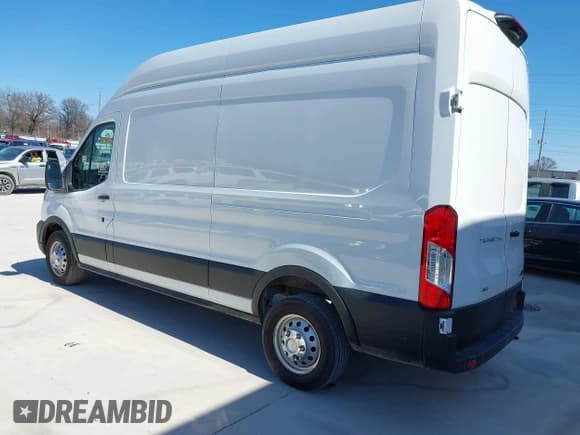 ✅ 2023 Ford Transit Cargo • VIN: 1FTBR2X86PKA51393 • Lot: 41769269. Listed on IAAI with 91,032 mi. Free auction sales archive from the USA and detailed vehicle history report at DreamBid. Image 3.
