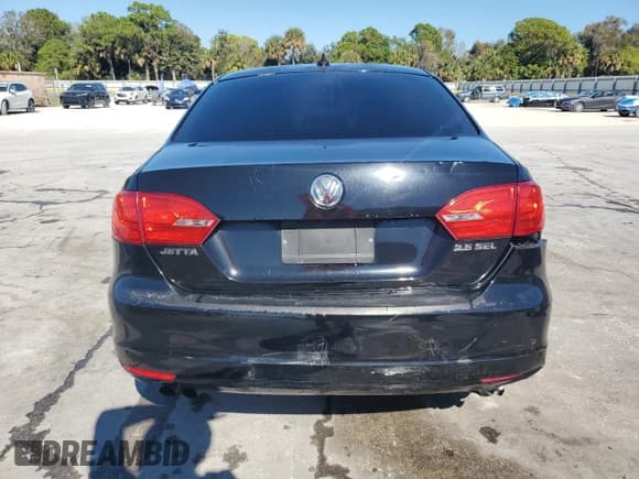 ✅ 2011 Volkswagen Jetta SEL • VIN: 3VWLZ7AJ4BM083223 • Лот: 93319355. Опубликован ранее на Copart с пробегом 213 229 миль. Бесплатный доступ к архиву аукционных продаж из США и подробный отчёт об истории автомобиля на DreamBid. Изображение 6.