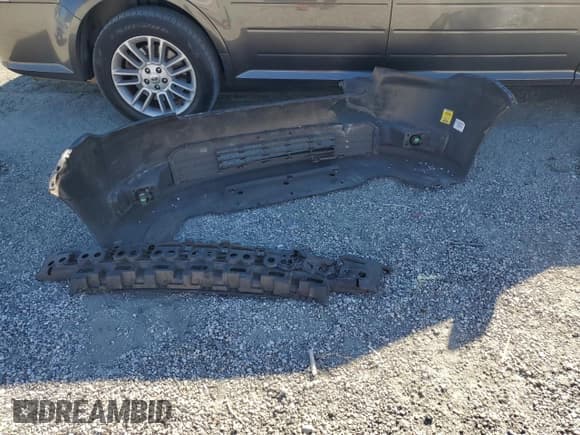 ✅ 2016 Ford Flex SEL • VIN: 2FMHK6C85GBA12263 • Лот: 89560575. Опубликован ранее на Copart с пробегом 183 001 миль. Бесплатный доступ к архиву аукционных продаж из США и подробный отчёт об истории автомобиля на DreamBid. Изображение 13.