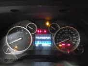 ✅ 2014 Toyota Tundra SR • VIN: 5TFUY5F17EX357035 • Lot: 39928076. Wystawiony na IAAI z przebiegiem 129 831 mil. Bezpłatny archiwum sprzedaży aukcyjnych z USA i szczegółowy raport historii pojazdu na DreamBid. Zdjęcie 7.