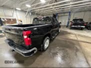 ✅ 2019 Chevrolet Silverado 1500 LT • VIN: 1GCUYDED5KZ107461 • Lot: 43249753. Wystawiony na IAAI z przebiegiem 149 327 mil. Bezpłatny archiwum sprzedaży aukcyjnych z USA i szczegółowy raport historii pojazdu na DreamBid. Zdjęcie 4.