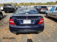 ✅ 2014 Mercedes-Benz C 350 • VIN: WDDGJ8JB7EG258188 • Лот: 82413005. Опубликован ранее на Copart с пробегом 113 391 миль. Бесплатный доступ к архиву аукционных продаж из США и подробный отчёт об истории автомобиля на DreamBid. Изображение 6.