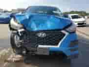 ✅ 2019 Hyundai Tucson SE • VIN: KM8J23A49KU947790 • Lot: 81069175. Wystawiony na Copart z przebiegiem 123 081 mil mil. Skorzystaj z bezpłatnego archiwum sprzedaży aukcyjnych z USA i zobacz szczegółowy raport historii pojazdu na DreamBid. Zdjęcie 5.