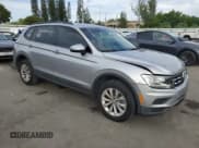 ✅ 2020 Volkswagen Tiguan S • VIN: 3VV1B7AXXLM171831 • Lot: 91294435. Listed on Copart with 119,459 mi. Free auction sales archive from the USA and detailed vehicle history report at DreamBid. Image 4.