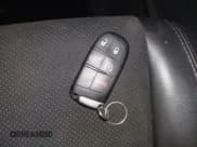 ✅ 2019 Jeep Grand Cherokee Altitude • VIN: 1C4RJFAG3KC838270 • Lot: 43490196. Wystawiony na IAAI z przebiegiem 87 496 mil. Bezpłatny archiwum sprzedaży aukcyjnych z USA i szczegółowy raport historii pojazdu na DreamBid. Zdjęcie 11.