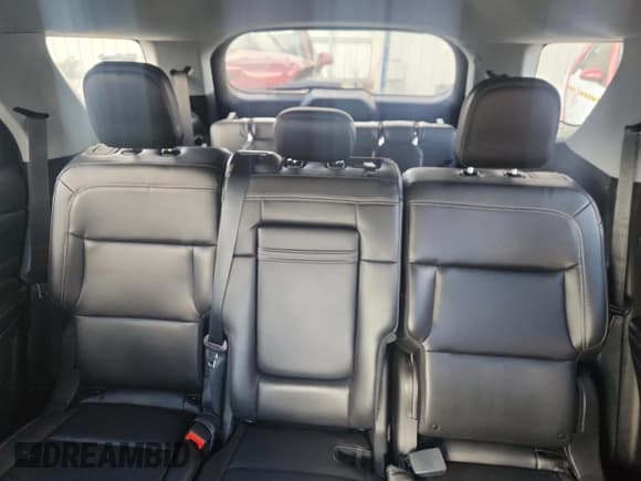 ✅ 2022 Ford Explorer XLT • VIN: 1FMSK8DH0NGB10266 • Lot: 89700535. Listed on Copart with Not provided. Free auction sales archive from the USA and detailed vehicle history report at DreamBid. Image 10.