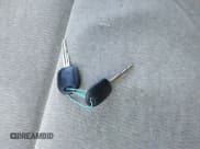 ✅ 2005 Kia Sedona LX • VIN: KNDUP132256717973 • Lot: 43083047. Listed on IAAI with 187,957 mi. Free auction sales archive from the USA and detailed vehicle history report at DreamBid. Image 11.