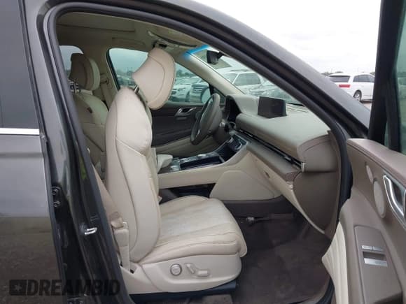 ✅ 2024 Genesis GV80 • VIN: KMUHBDSBXRU168797 • Lot: 42705590. Wystawiony na IAAI z przebiegiem Nie podano. Bezpłatny archiwum sprzedaży aukcyjnych z USA i szczegółowy raport historii pojazdu na DreamBid. Zdjęcie 5.