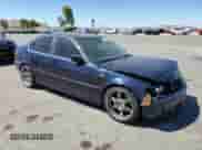 2003 BMW 3 Series 330i z VIN WBAEV53433KM24717, wystawiony jako Copart lot #69455235 z przebiegiem 159 191 mil mil oraz Szkoda całkowita • Salvage title. Historia ofert i sprzedaży dostępna na DreamBid. Obrazek 4.