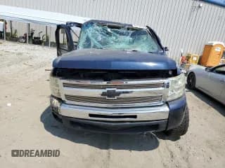 ✅ 2011 Chevrolet Silverado 1500 LS • VIN: 1GCRKREA7BZ438438 • Lot: 69174394. Listed on Copart with Not provided. Free auction sales archive from the USA and detailed vehicle history report at DreamBid. Image 5.
