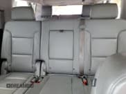 ✅ 2015 Chevrolet Suburban LT • VIN: 1GNSKJKC6FR193962 • Lot: 61508604. Wystawiony na Copart z przebiegiem 233 892 mil. Bezpłatny archiwum sprzedaży aukcyjnych z USA i szczegółowy raport historii pojazdu na DreamBid. Zdjęcie 10.