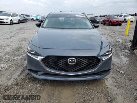 ✅ 2022 Mazda 3 Carbon Edition • VIN: 3MZBPACL1NM309042 • Lot: 51786535. Listed on Copart with 40,053 mi. Free auction sales archive from the USA and detailed vehicle history report at DreamBid. Image 5.