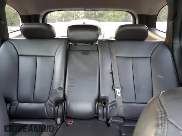 ✅ 2012 Hyundai Santa Fe Limited • VIN: 5XYZKDAG4CG163883 • Lot: 88688995. Listed on Copart with 82,116 mi. Free auction sales archive from the USA and detailed vehicle history report at DreamBid. Image 10.