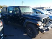 ✅ 2021 Jeep Gladiator Sport S • VIN: 1C6HJTAG8ML547011 • Lot: 43531098. Wystawiony na IAAI z przebiegiem 54 679 mil. Bezpłatny archiwum sprzedaży aukcyjnych z USA i szczegółowy raport historii pojazdu na DreamBid. Zdjęcie 1.