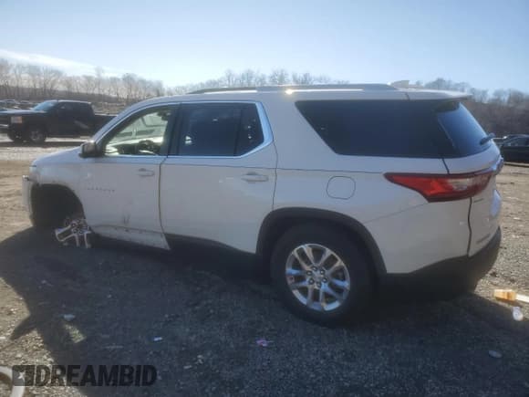 ✅ 2018 Chevrolet Traverse LT Cloth • VIN: 1GNERGKW8JJ213075 • Lot: 49351465. Listed on Copart with 65,526 mi. Free auction sales archive from the USA and detailed vehicle history report at DreamBid. Image 2.