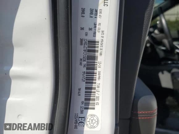 ✅ 2015 Dodge Durango R/T • VIN: 1C4SDJCT8FC715236 • Лот: 64631915. Опубликован ранее на Copart с пробегом 101 993 миль. Бесплатный доступ к архиву аукционных продаж из США и подробный отчёт об истории автомобиля на DreamBid. Изображение 14.