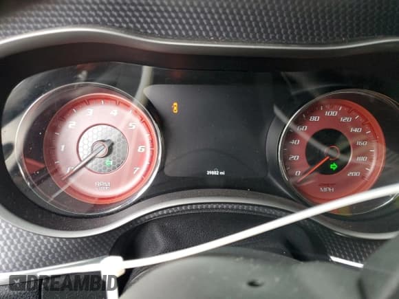 ✅ 2016 Dodge Charger SRT Hellcat • VIN: 2C3CDXL92GH176403 • Lot: 75170704. Wystawiony na Copart z przebiegiem 39 882 mil. Bezpłatny archiwum sprzedaży aukcyjnych z USA i szczegółowy raport historii pojazdu na DreamBid. Zdjęcie 9.