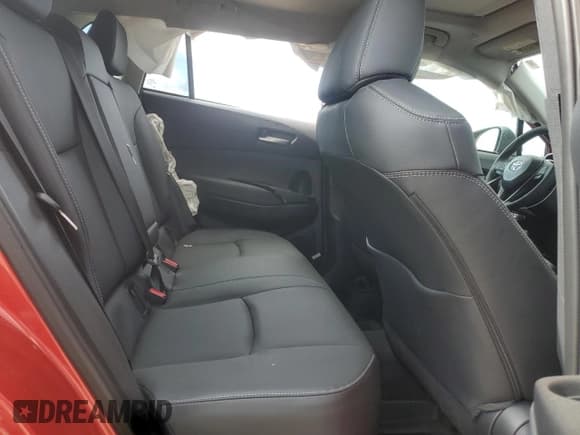 ✅ 2025 Toyota Corolla Cross XLE • VIN: 7MUDAABG0SV142644 • Lot: 71636095. Wystawiony na Copart z przebiegiem 9 210 mil. Bezpłatny archiwum sprzedaży aukcyjnych z USA i szczegółowy raport historii pojazdu na DreamBid. Zdjęcie 10.