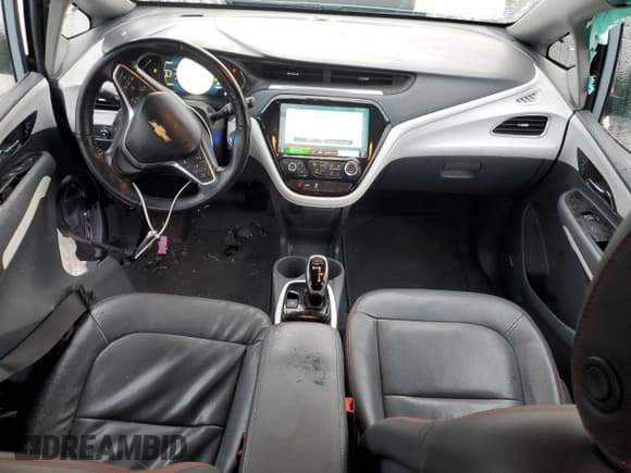 ✅ 2017 Chevrolet Bolt EV Premier • VIN: 1G1FX6S01H4187736 • Лот: 84806034. Опубликован ранее на Copart с пробегом 104 117 миль. Бесплатный доступ к архиву аукционных продаж из США и подробный отчёт об истории автомобиля на DreamBid. Изображение 8.