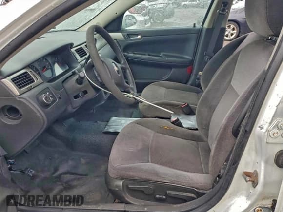 ✅ 2015 Chevrolet Impala Police Police • VIN: 2G1WD5E33F1163195 • Lot: 94554825. Wystawiony na Copart z przebiegiem 48 980 mil. Bezpłatny archiwum sprzedaży aukcyjnych z USA i szczegółowy raport historii pojazdu na DreamBid. Zdjęcie 7.