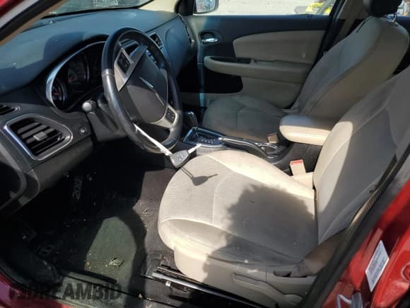 ✅ 2013 Chrysler 200 Touring • VIN: 1C3CCBBB9DN597886 • Lot: 49747635. Listed on Copart with 95,158 mi. Free auction sales archive from the USA and detailed vehicle history report at DreamBid. Image 7.