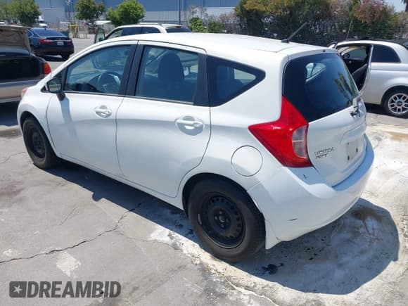 ✅ 2015 Nissan Note S • VIN: 3N1CE2CP1FL413420 • Лот: 42722450. Опубликован ранее на IAAI с пробегом 141 427 миль. Бесплатный доступ к архиву аукционных продаж из США и подробный отчёт об истории автомобиля на DreamBid. Изображение 3.